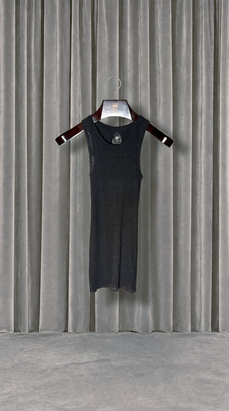 Cardinal Alpaca Tank Top Black – product