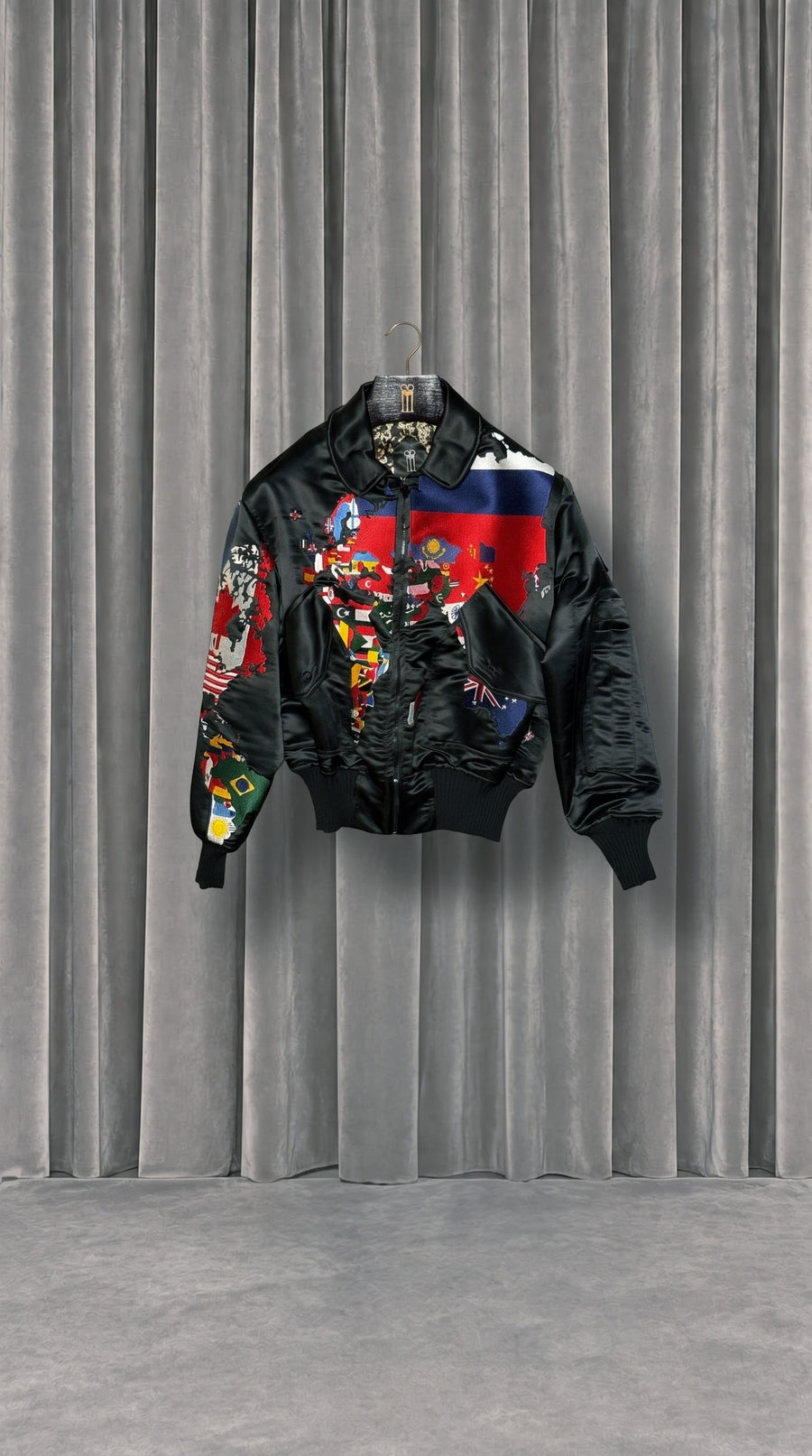 Hero World Map Bomber Jacket Multi Black – product