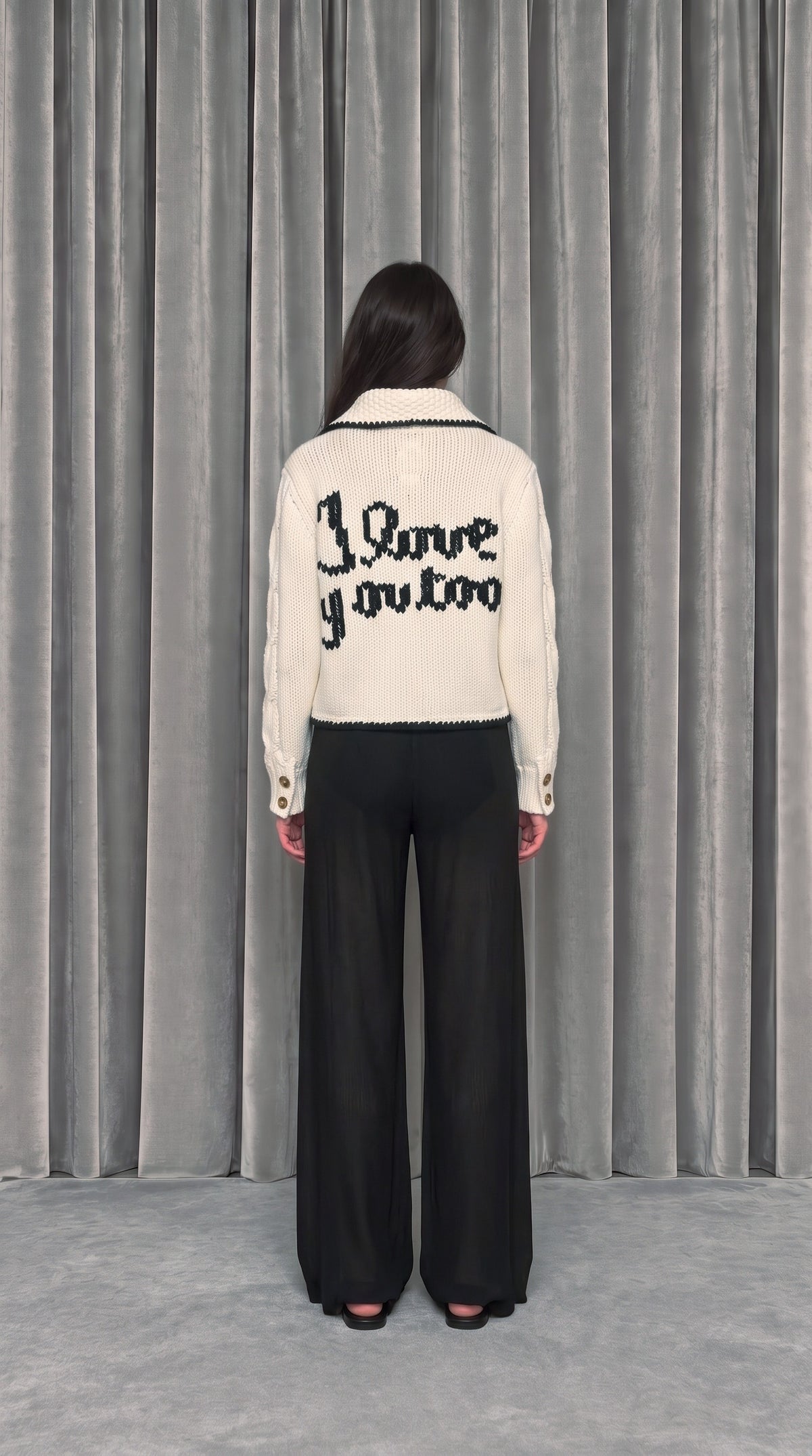 Junker Cashmere Handknit Cardigan – model back