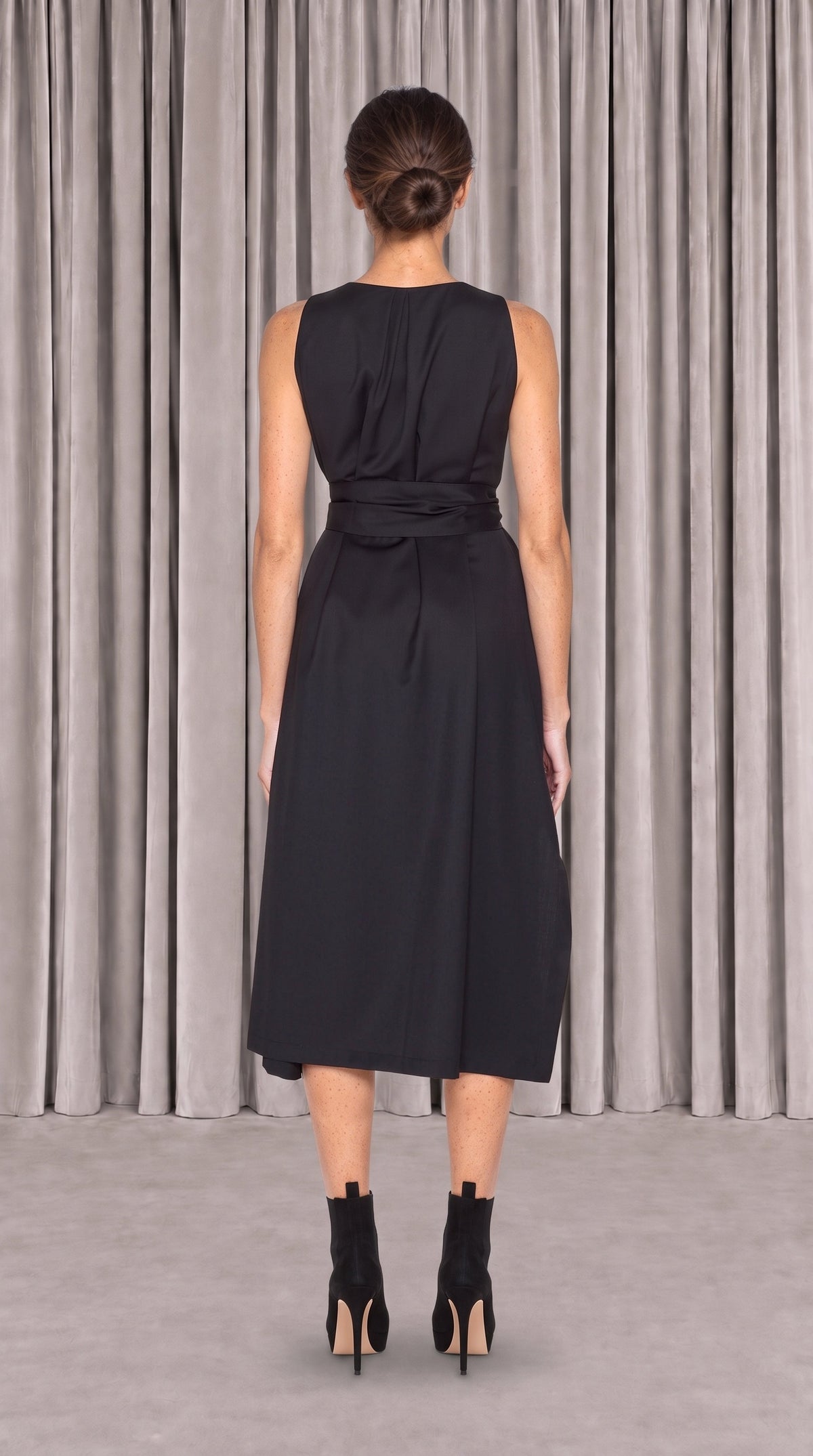 Laura Shirt Dress Women Black, back view – POAN
