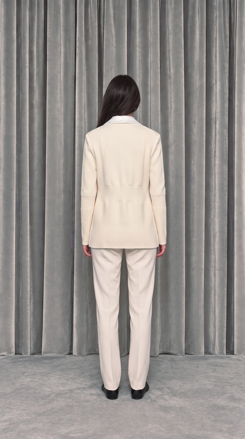 Smoker Jacket Women Ivory – worn, model back