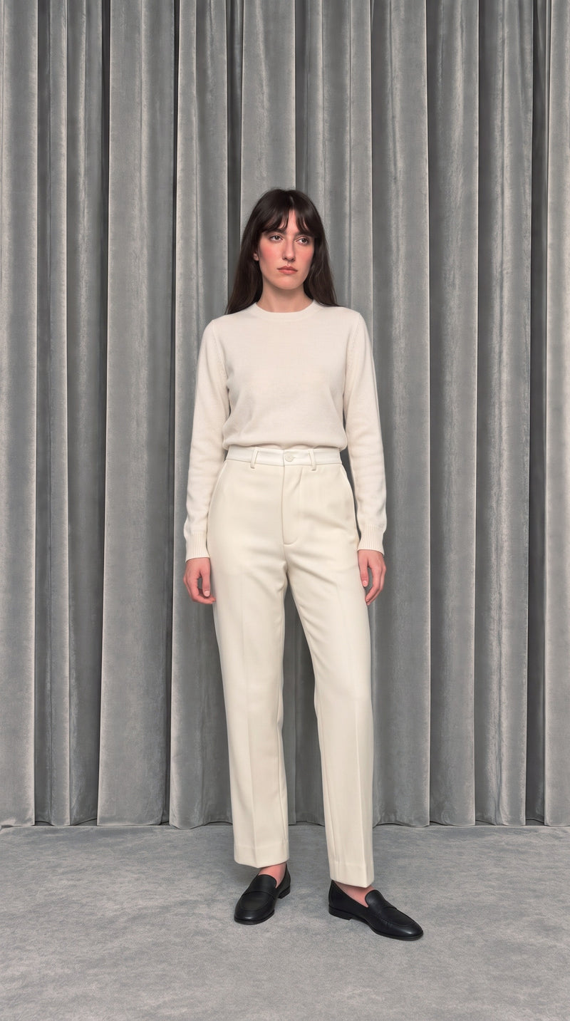 Smoker Trousers Ivory – model front