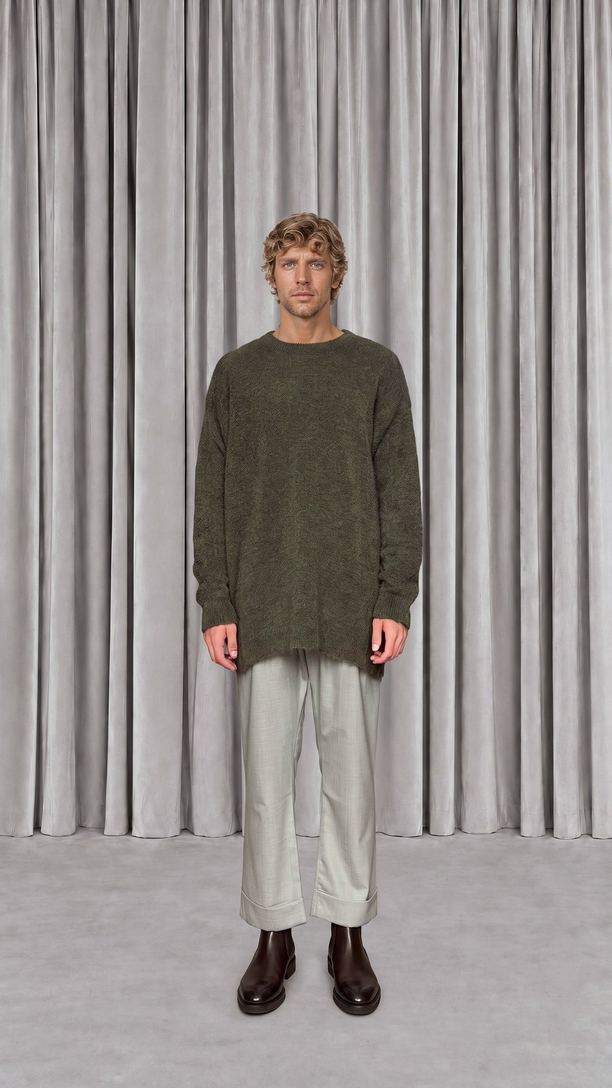 Robin Pullover Mohair Moss Men - front view