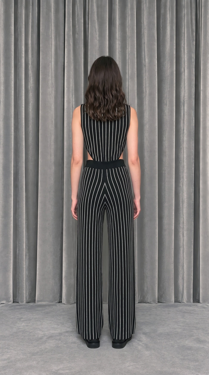 Bebe Body Black – model back