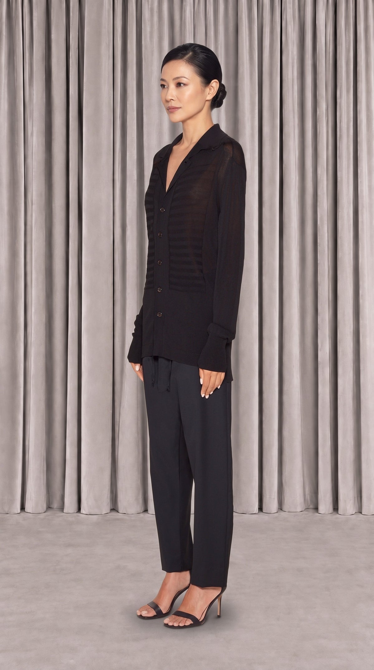 Bib Long Sleeve Polo Black Women, side view – POAN