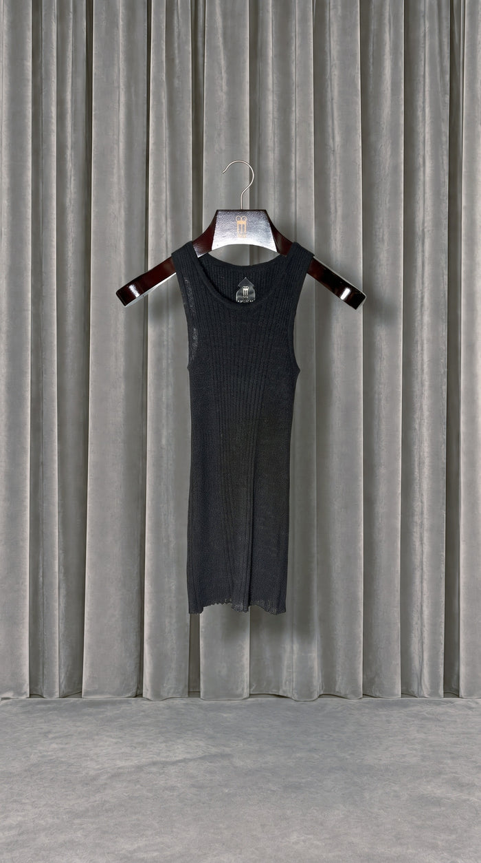 Cardinal Alpaca Tank Top Black – product
