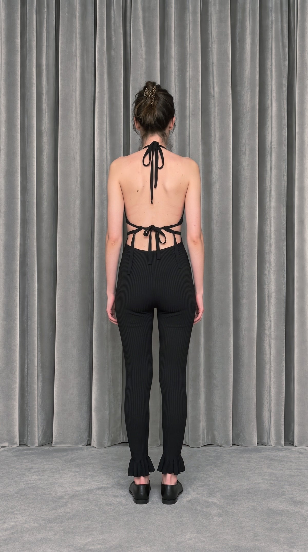 Cher Catsuit Black – model back
