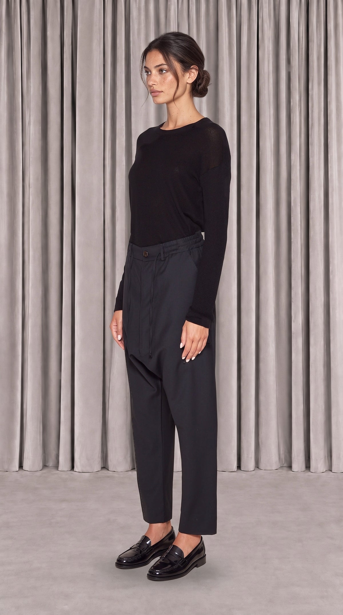Fender Drop Crotch Trousers Women Black, side view – POAN