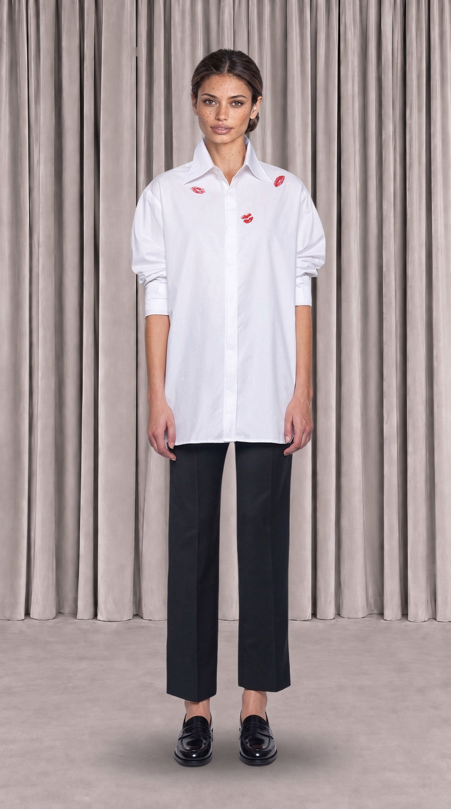 Ikarus Kiss Shirt Ivory Women, front view – POAN
