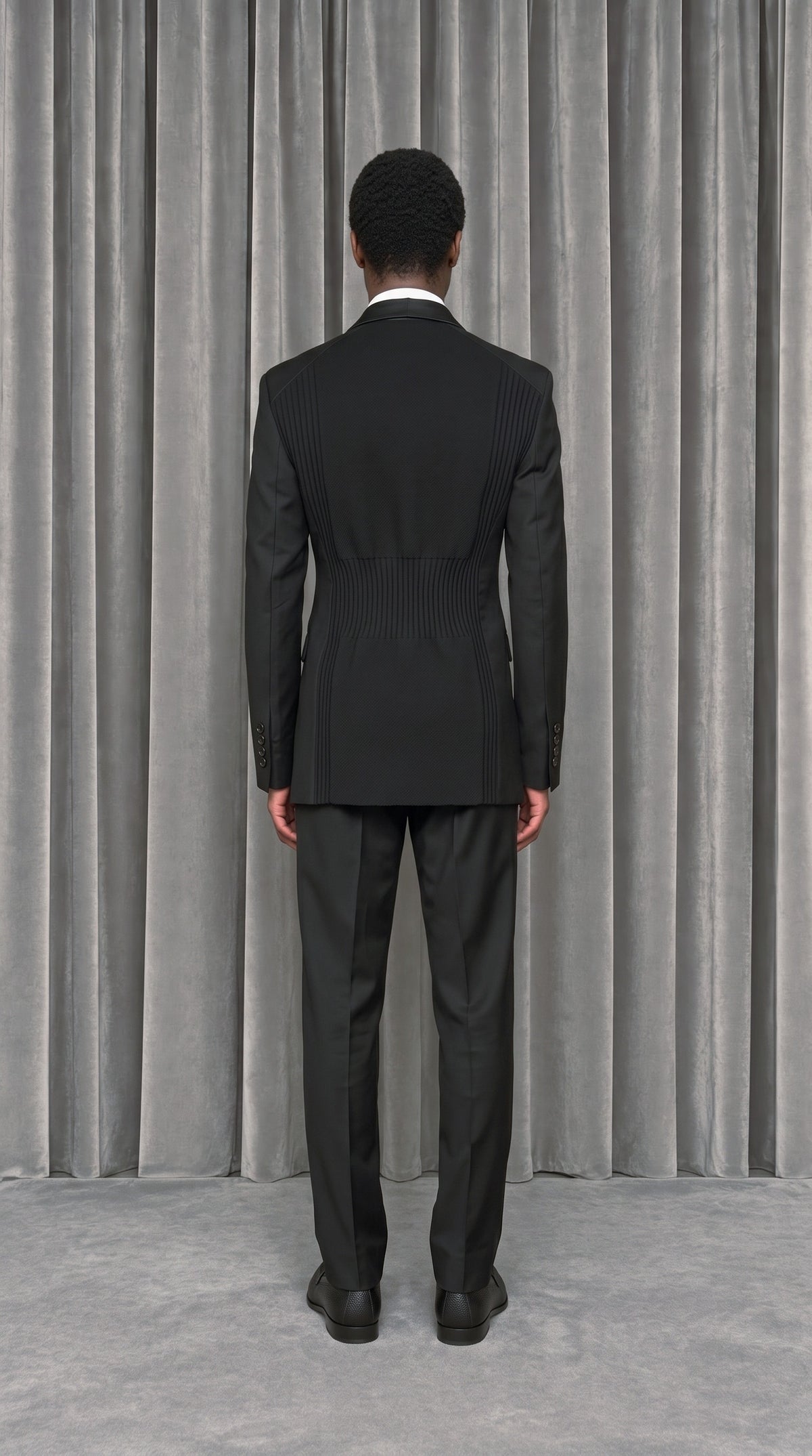 Michael Evening Jacket Black – model back
