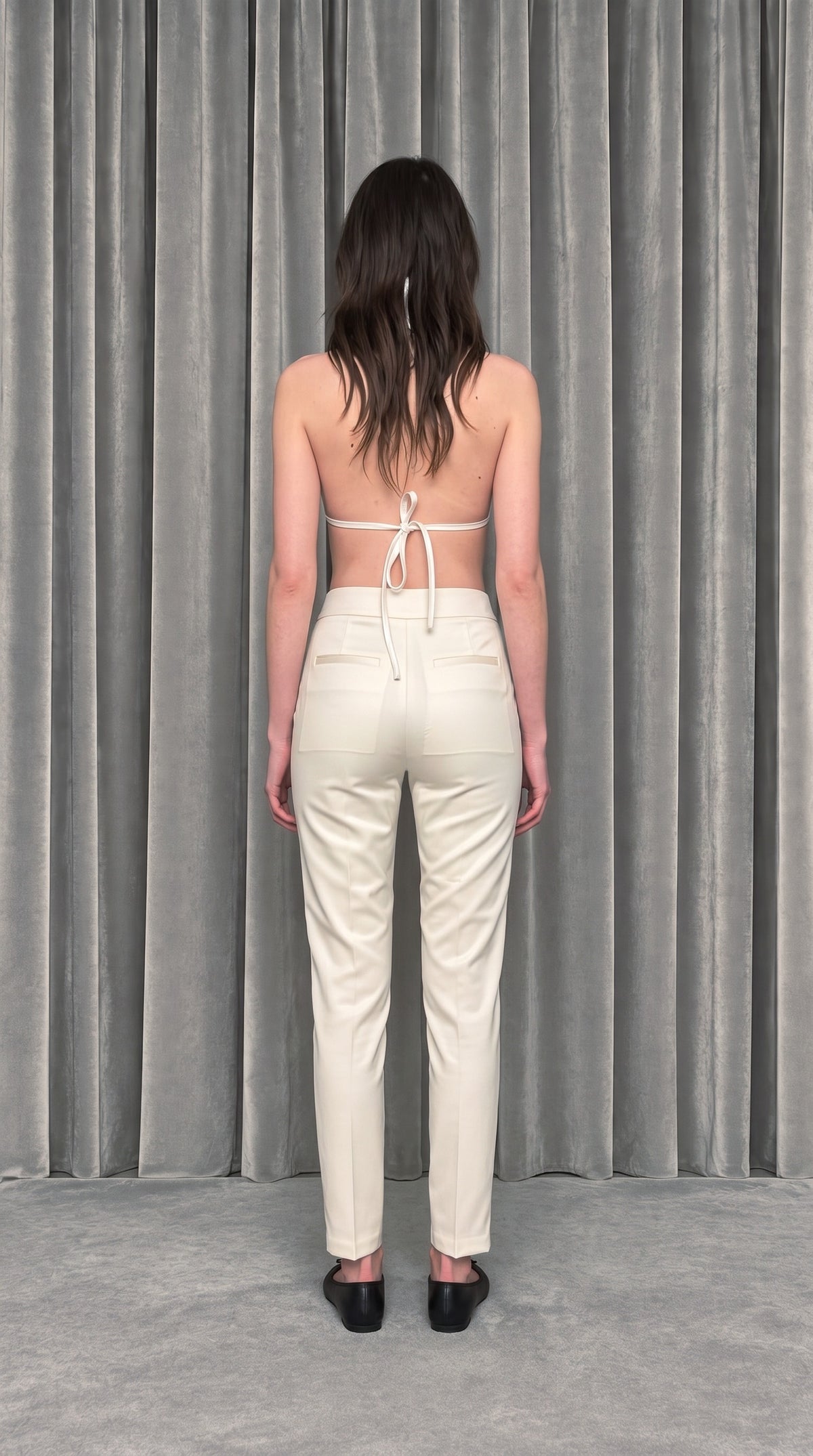 Queen Trousers Ivory – model back