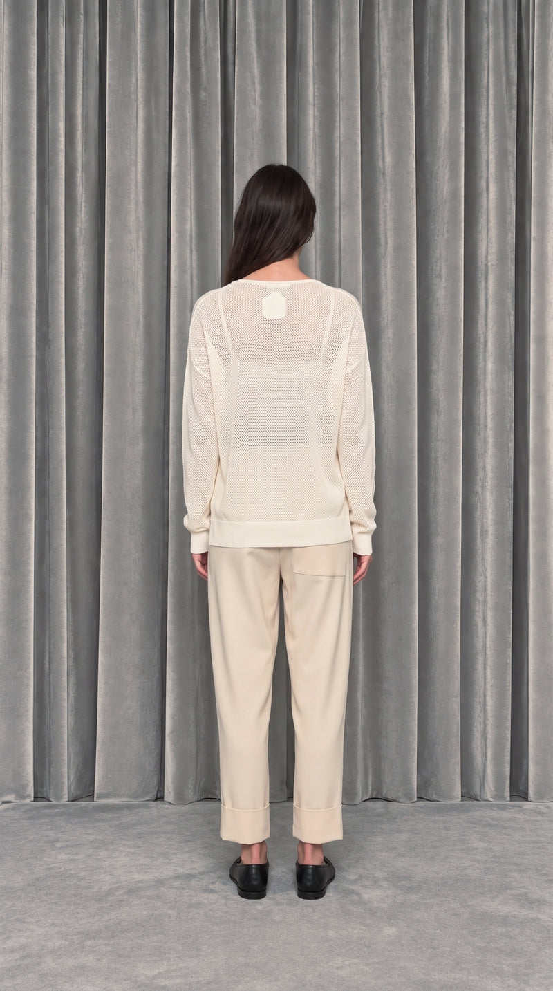 Roberto Cardigan Ivory – model back