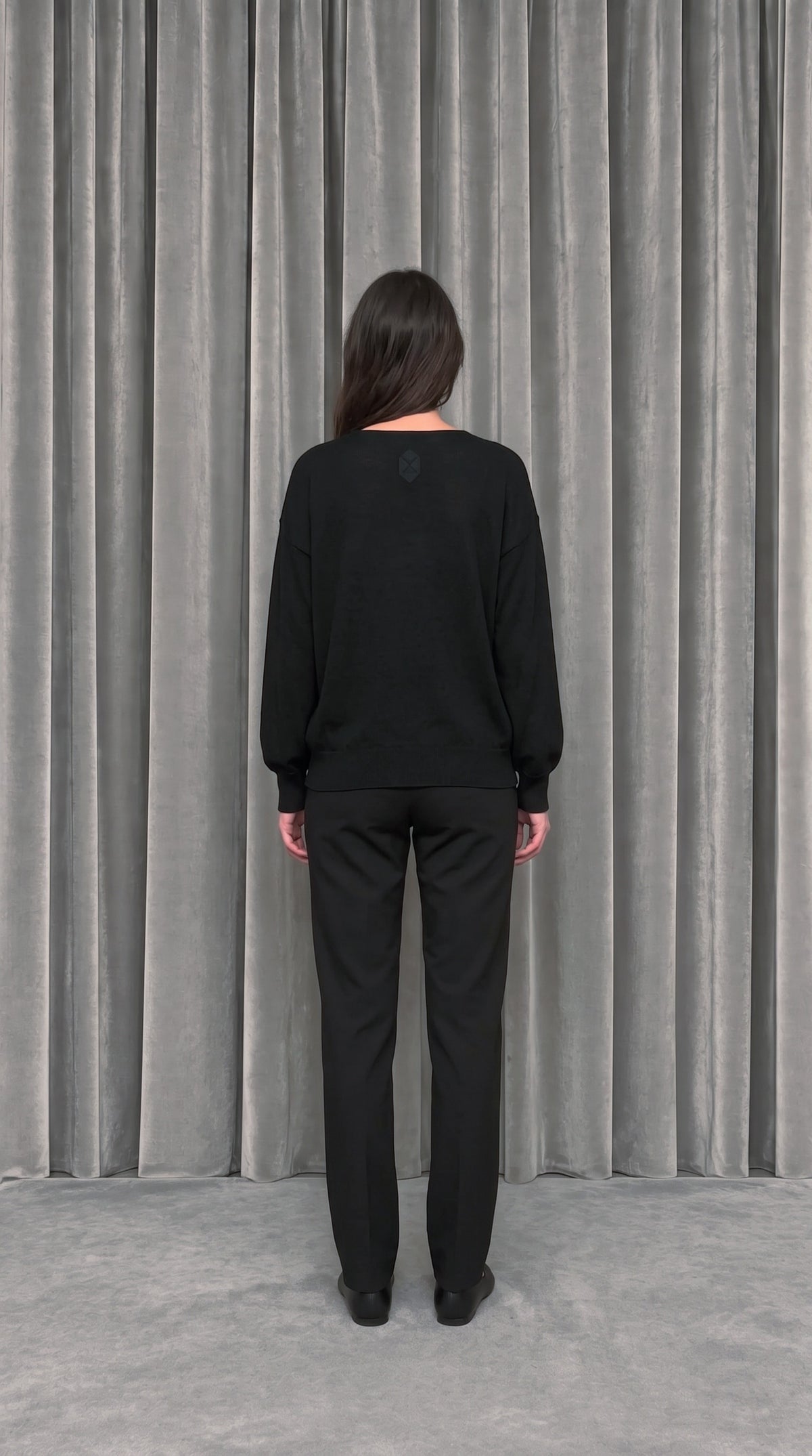 Roberto Cardigan Women Black – worn, model back
