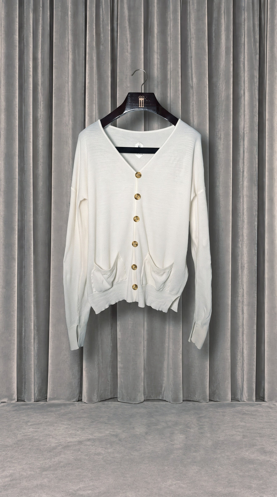 Roberto Cardigan Ivory – product