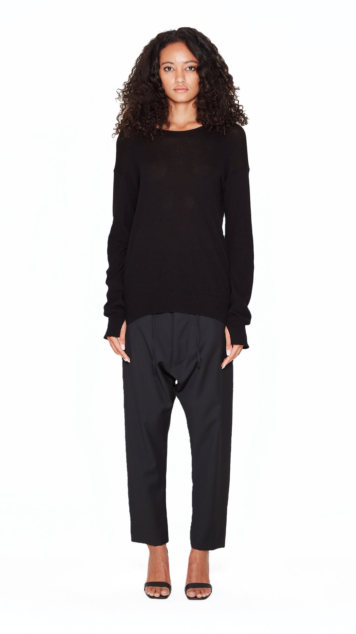 Roberto Crewneck Jumper Women Black, front view – POAN