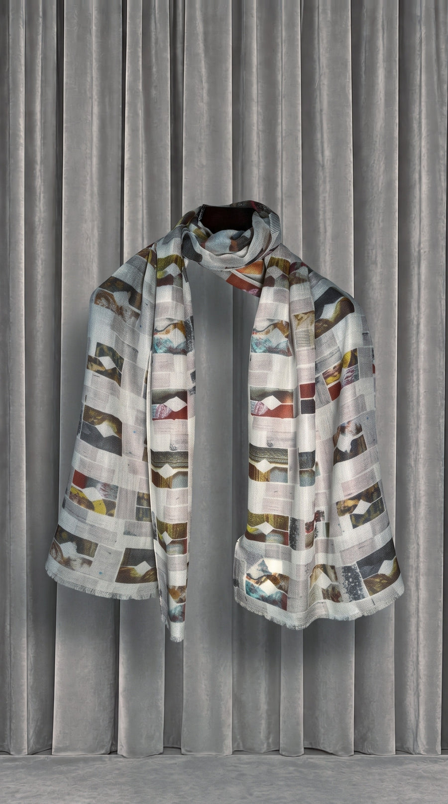Rose Window Cashmere Scarf – product