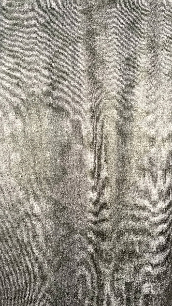 Zig Zag Cashmere Scarf – detail