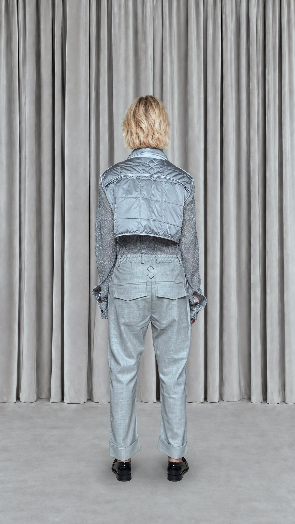 Brian Waistcoat Cropped Quilted Nylon Silver Women, model back – POAN