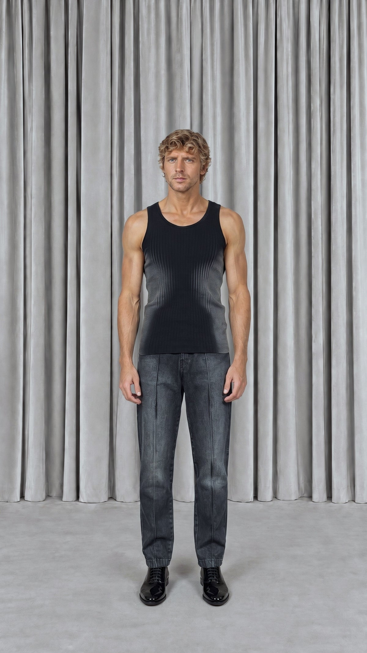 Cardinal Tank Top Men Washed, model front – POAN