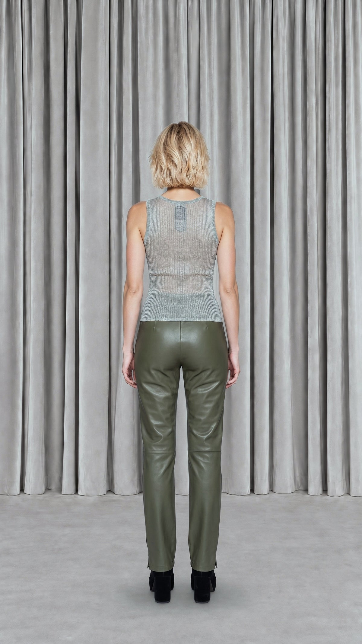 Cardinal Tank Top Women Seagreen, model back – POAN