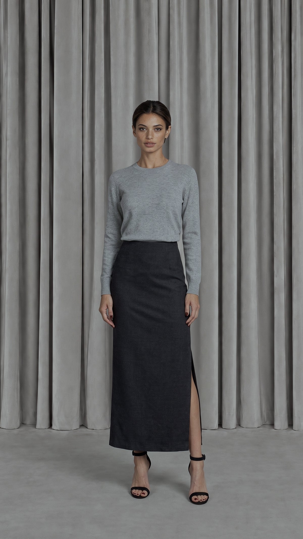 Dolce Angora Flannel Skirt Grey Women, model front – POAN