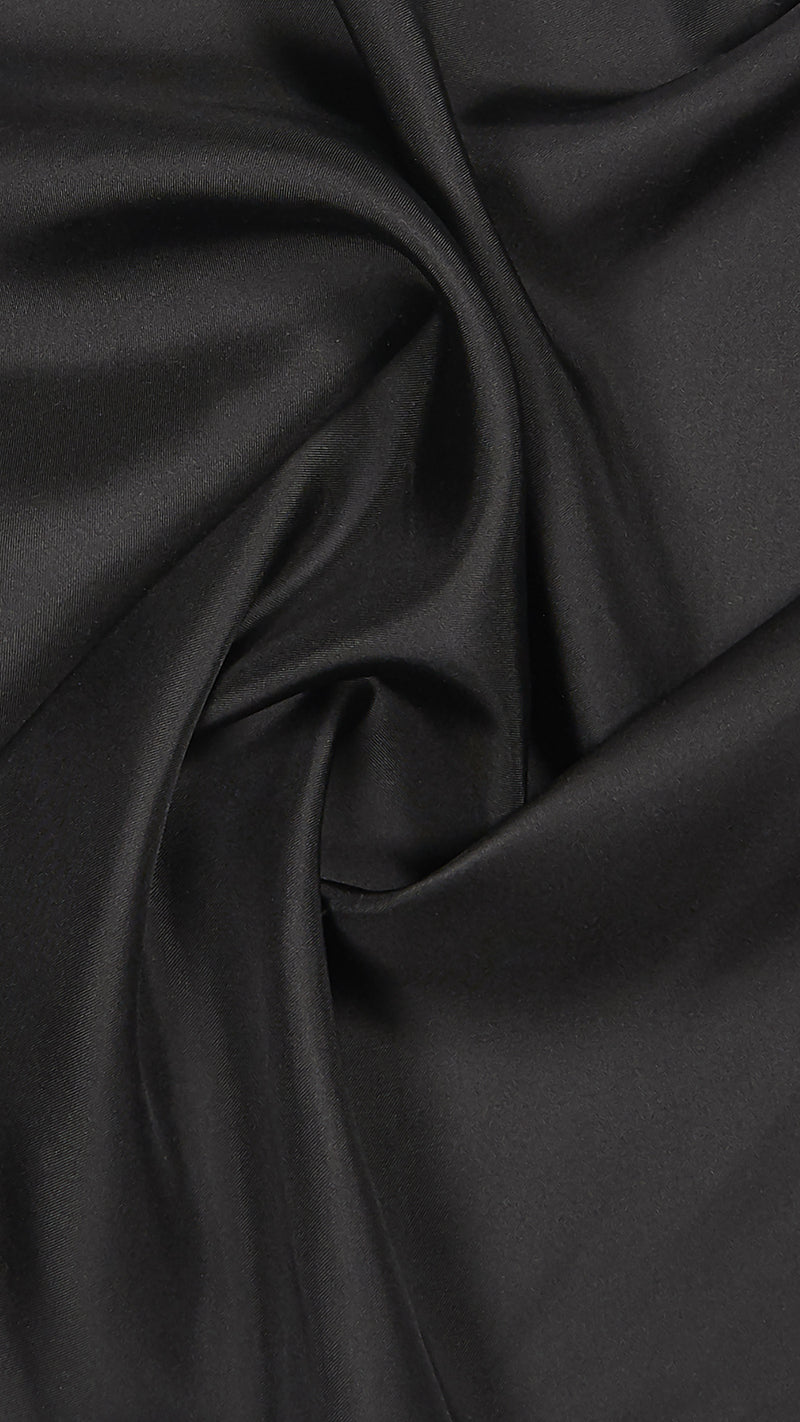 Fulon Foulard Scarf Black – silk drape, close-up