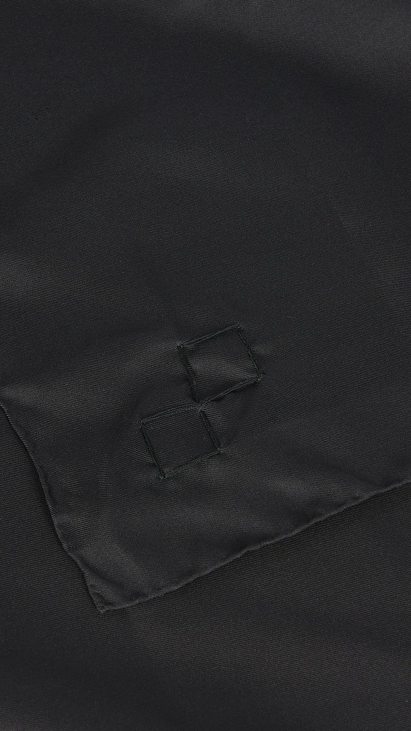 Fulon Foulard Scarf Black – corner with stitched detail, close-up