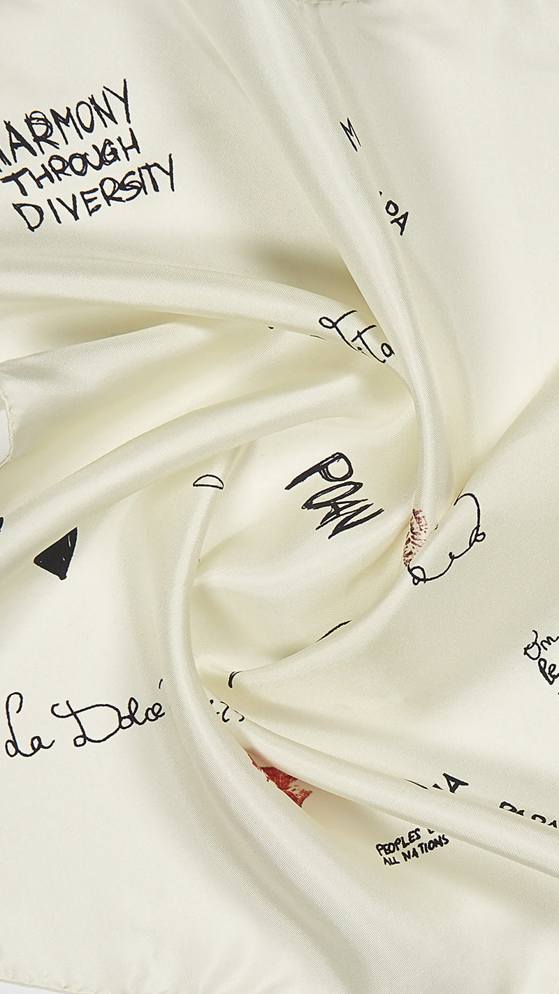 Fulon Foulard Scarf Ivory – graffiti print, close-up