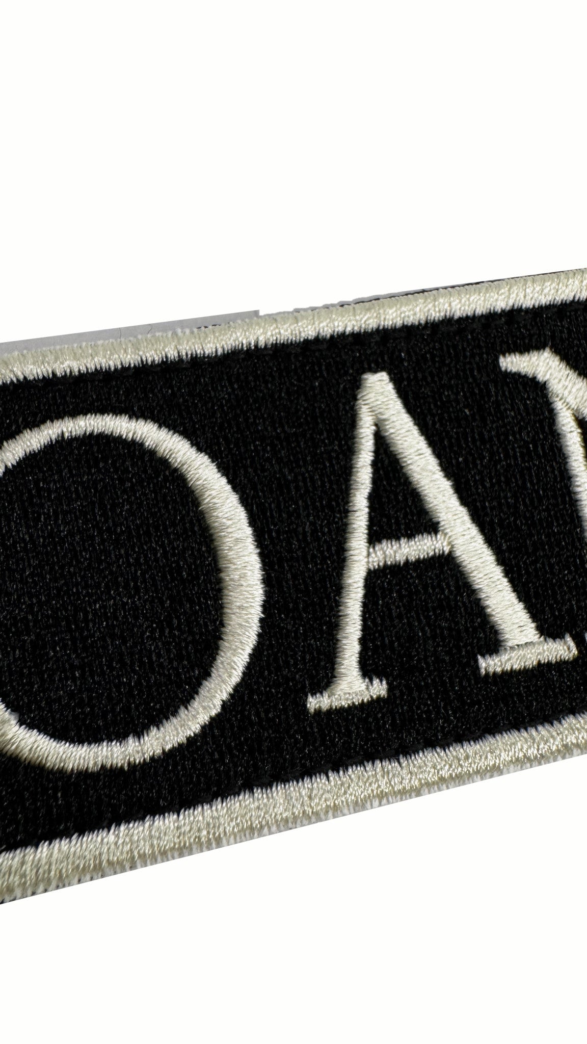 Hero POAN Patch Black – embroidery close-up