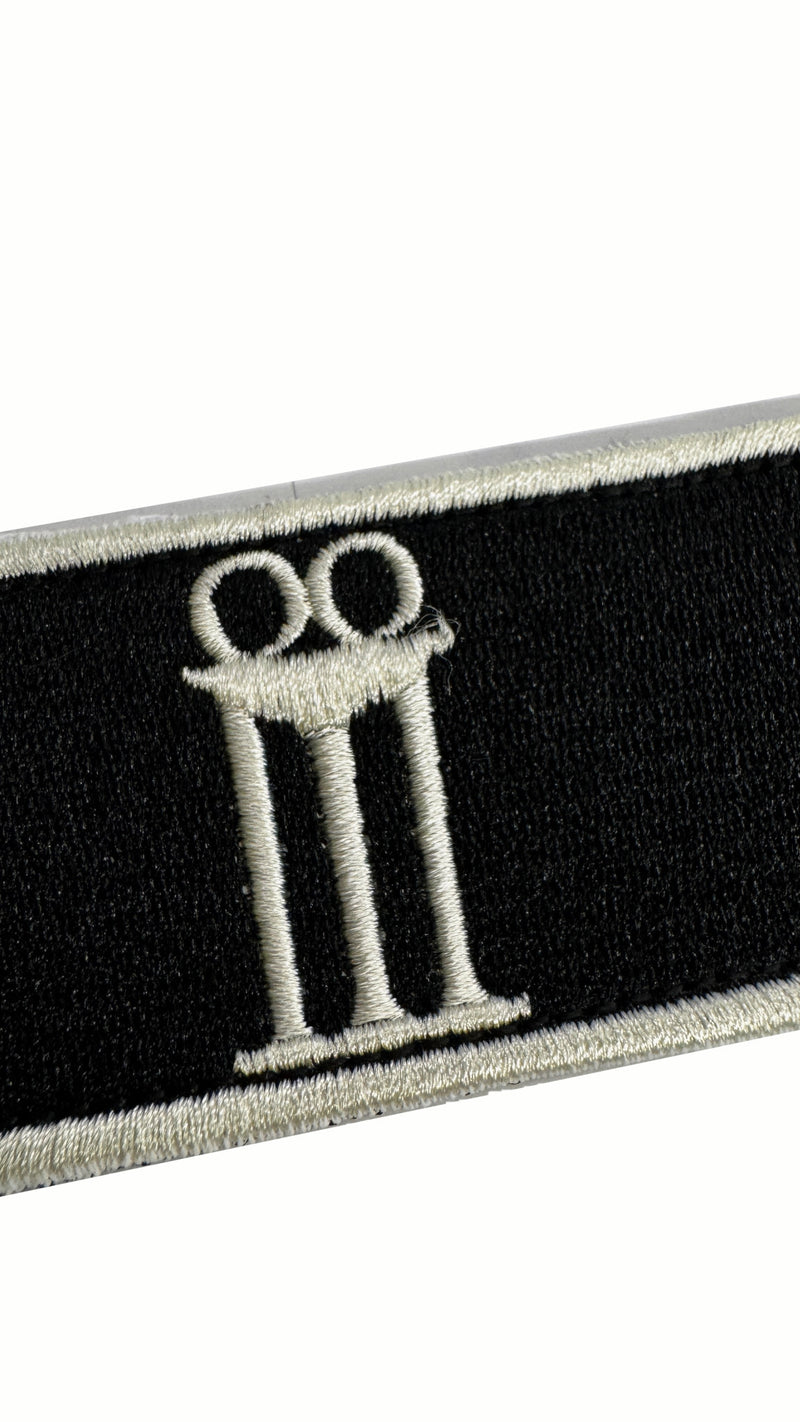 Hero Tripod Patch Black – embroidery close-up