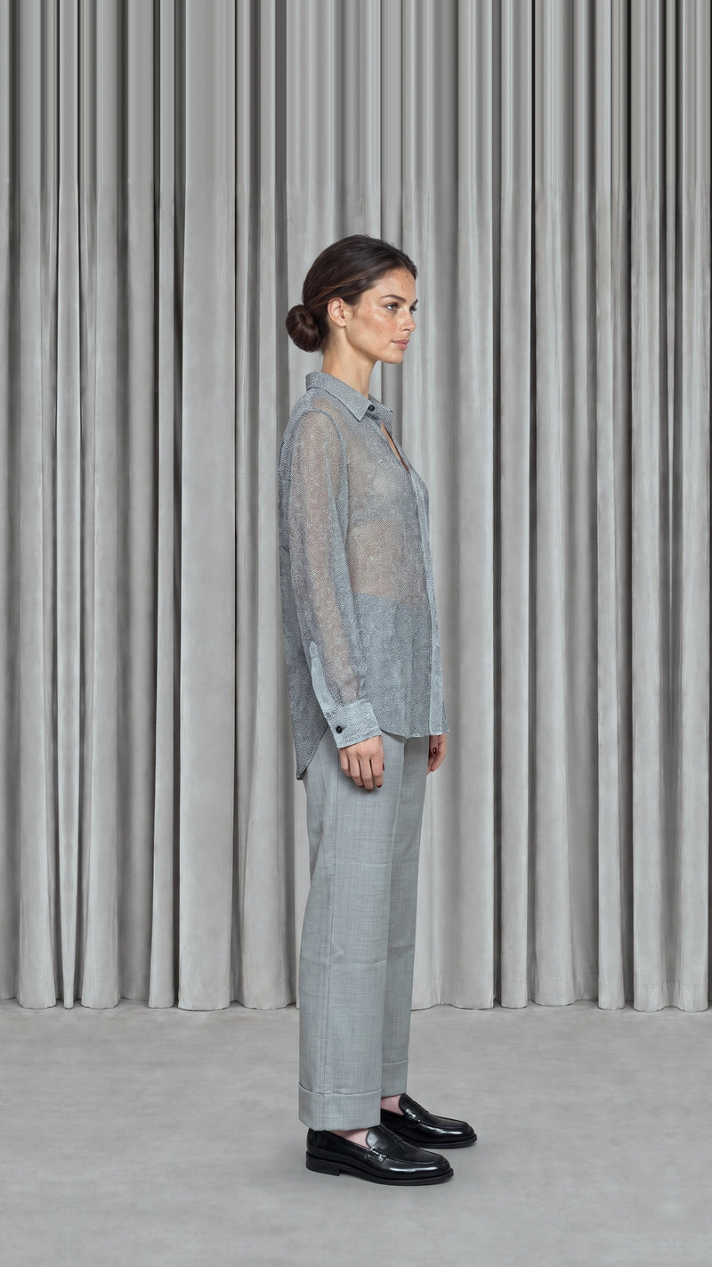 Ikarus Shirt Broken Stitch Silver Women, model side – POAN