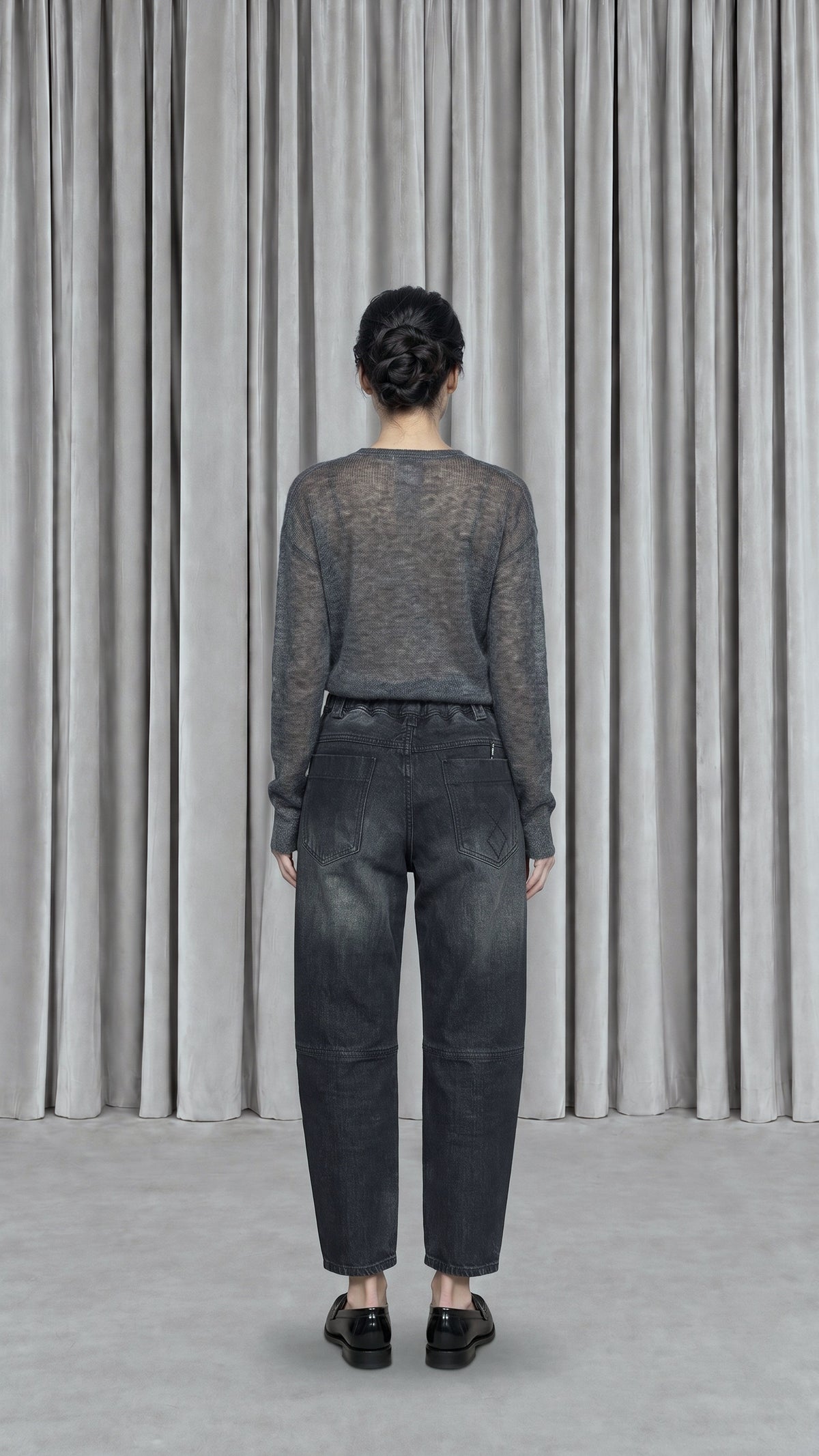 Kill Denim Washed Denim Asphalt Women, model back – POAN
