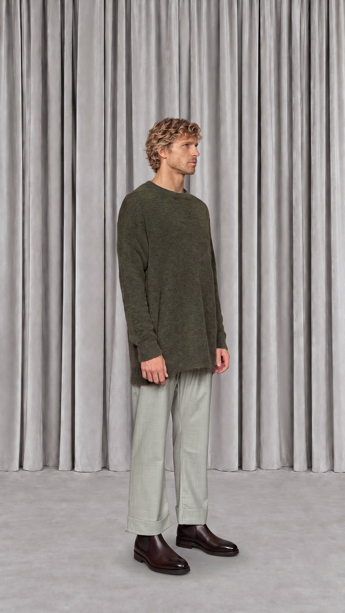 Robin Pullover Mohair Moss Men - side view