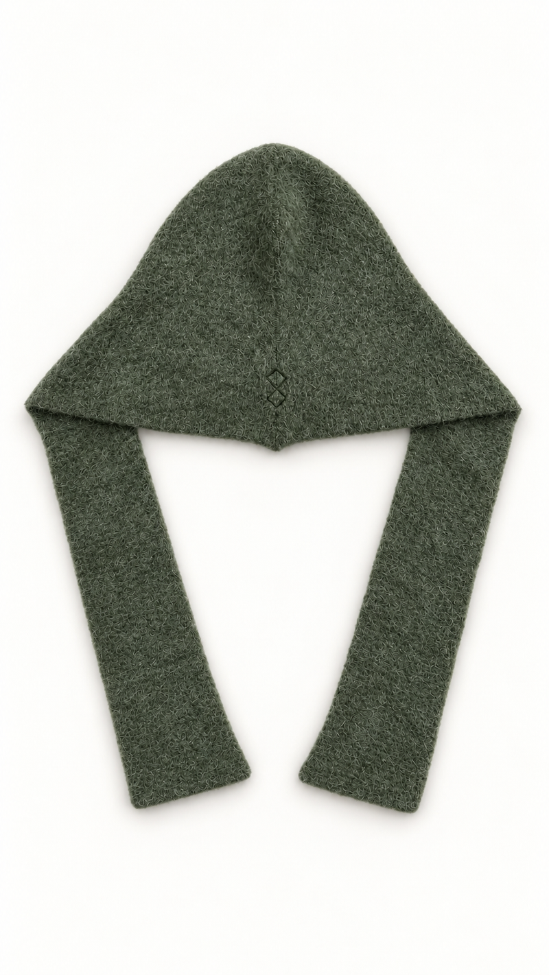 Robin Snood Mohair Moss, flat front – POAN