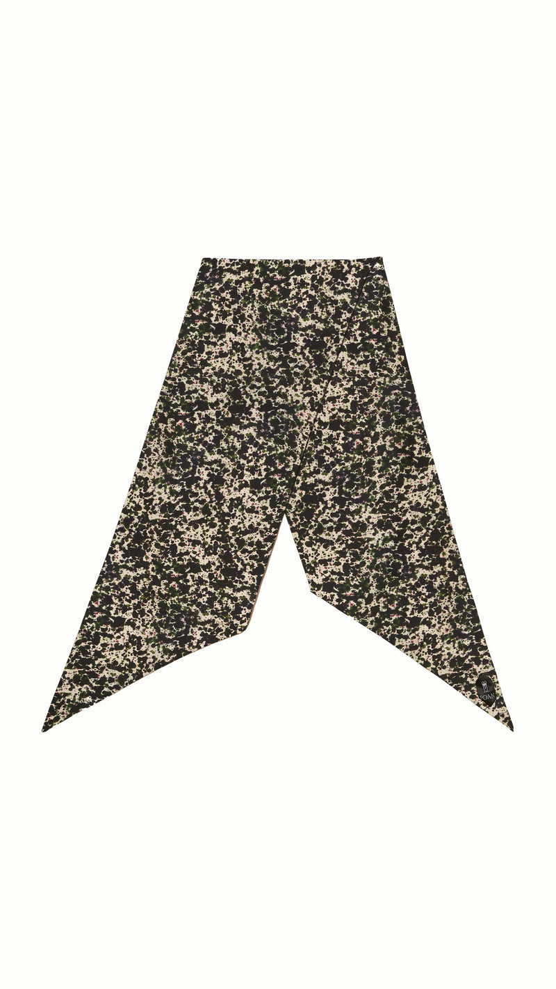 Scala Tubular Scarf Green – flat lay, camo print